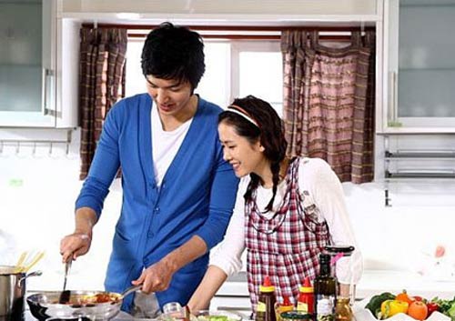 តើស្វាមីជនជាតិជប៉ុនបង្ហាញសេចក្ដីស្រឡាញ់ចំពោះប្រពន្ធយ៉ាងណា?